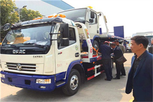 永吉汽车道路救援拖车价格